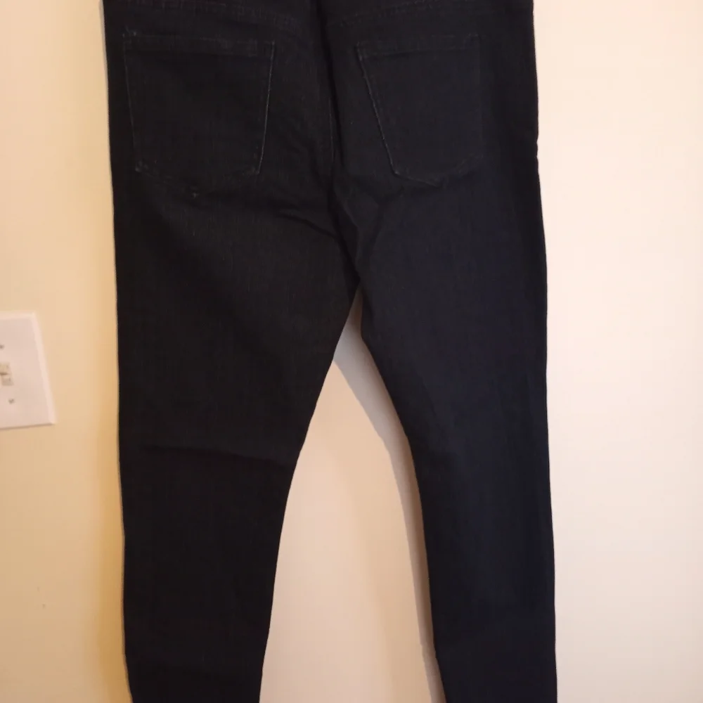 Jeans - Picture 5 of 8